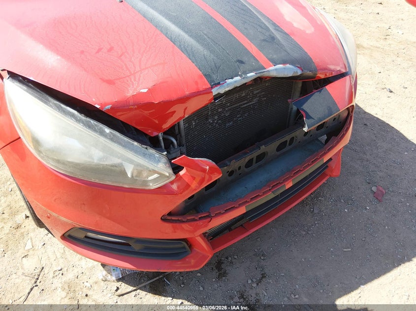 2015 Ford Focus St VIN: 1FADP3L92FL215580 Lot: 44540955