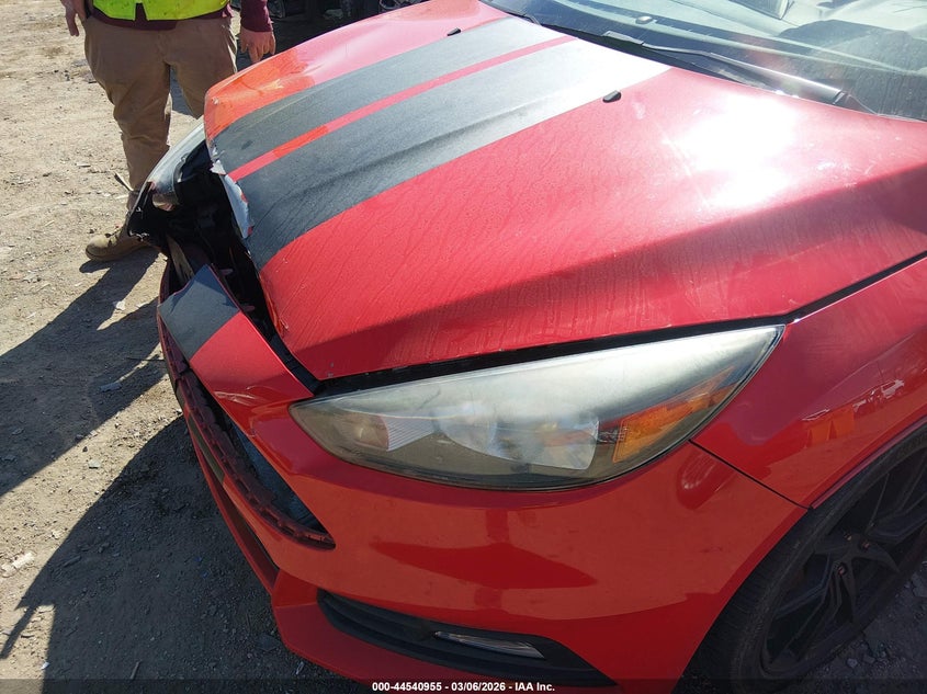 2015 Ford Focus St VIN: 1FADP3L92FL215580 Lot: 44540955