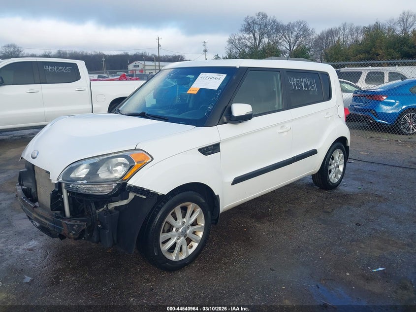 2013 Kia Soul +