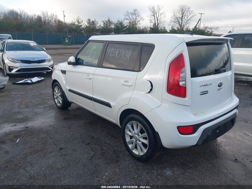2013 Kia Soul +
