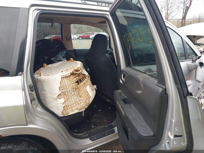 2011 Mitsubishi Endeavor VIN: 4A4JN2AS2BE035235 Lot: 44540979