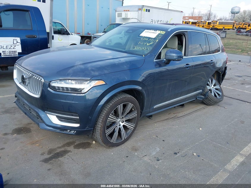 2025 Volvo Xc90 B6 Ultra
