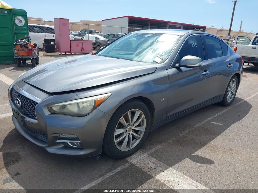 2014 Infiniti Q50 Premium