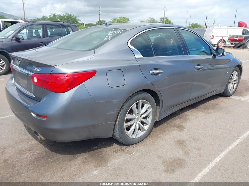 2014 Infiniti Q50 Premium