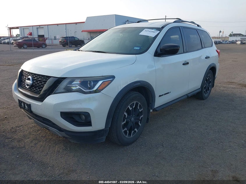 2019 Nissan Pathfinder Sv