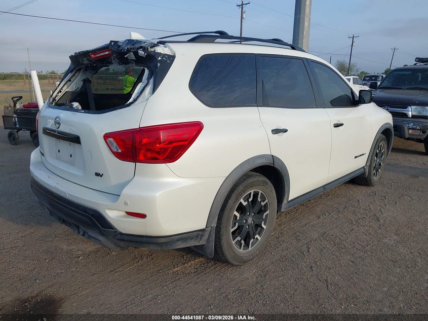 2019 Nissan Pathfinder Sv