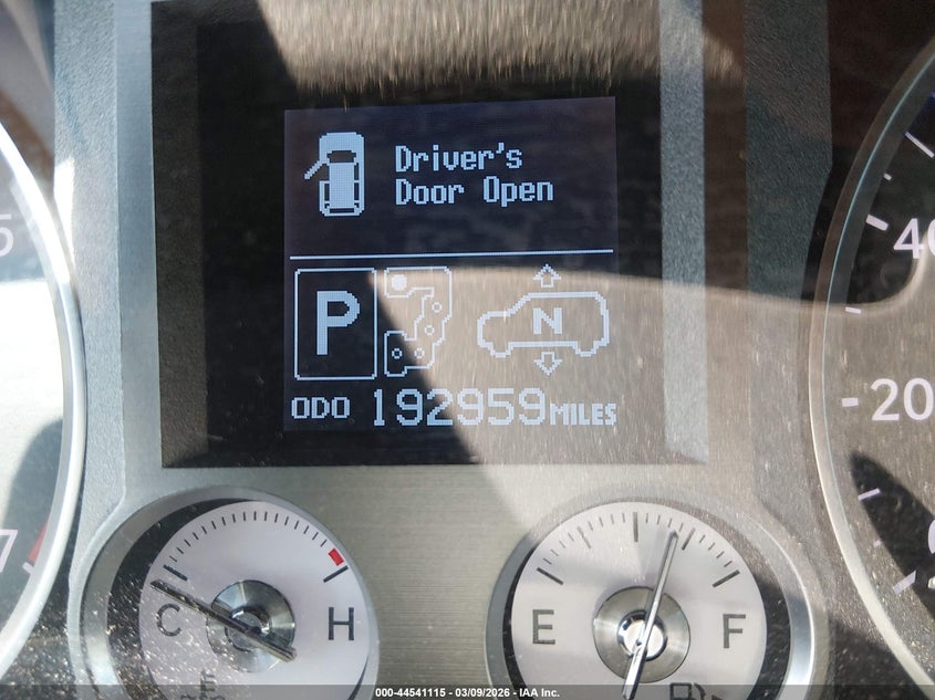 2011 Lexus Lx 570 VIN: JTJHY7AX6B4061636 Lot: 44541115