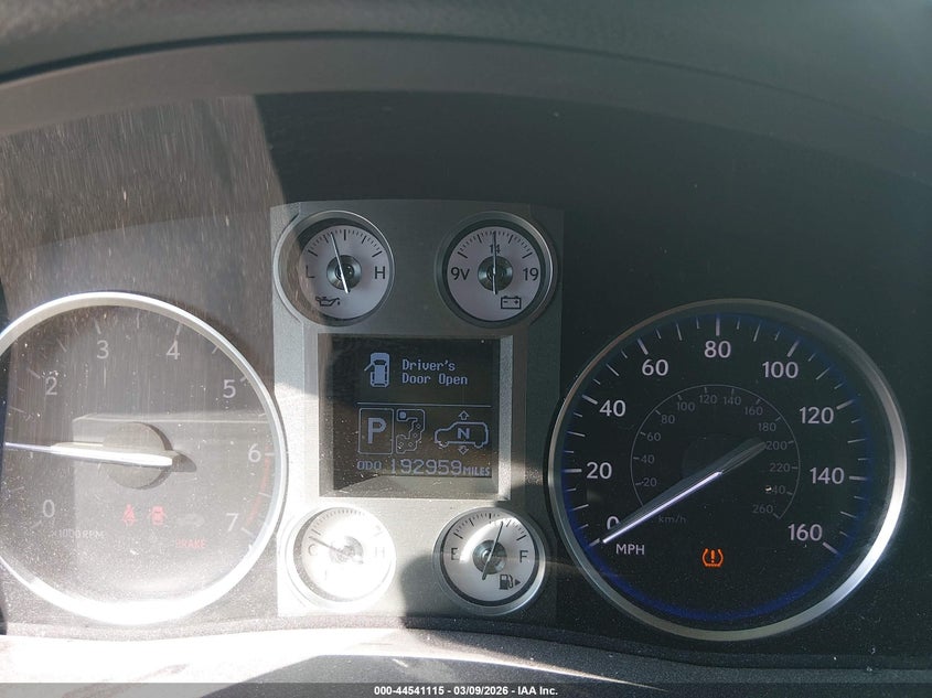 2011 Lexus Lx 570 VIN: JTJHY7AX6B4061636 Lot: 44541115