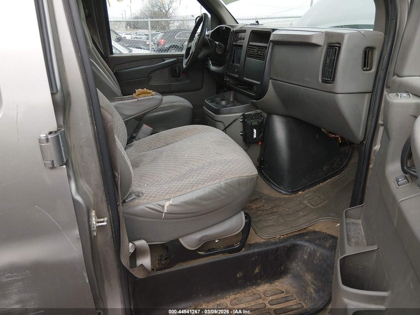 2007 Chevrolet Express Ls