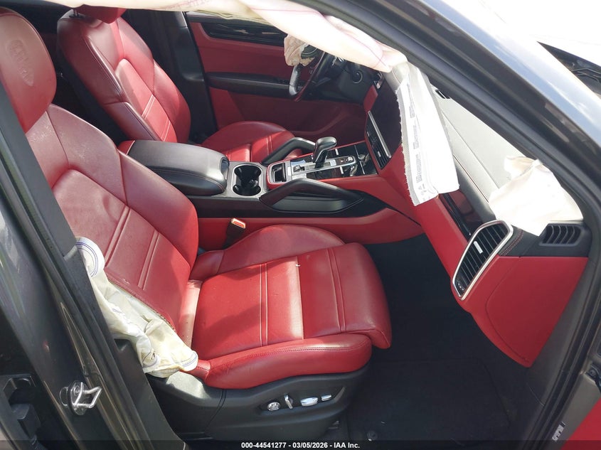 2021 Porsche Cayenne