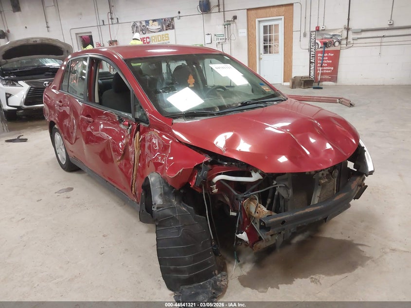 2011 Nissan Versa 1.8S