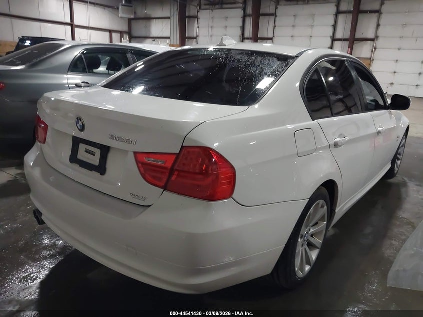 2011 BMW 328I xDrive