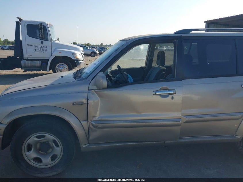 2002 Suzuki Xl-7 Limited/Plus/Standard/Touring VIN: JS3TY92V824109872 Lot: 44541441