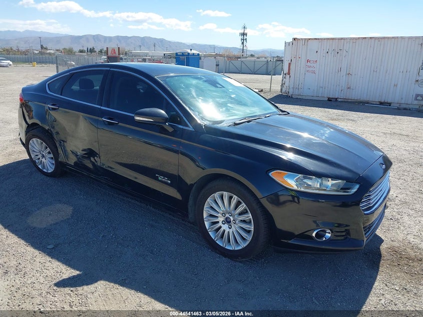 2014 Ford Fusion Energi Titanium