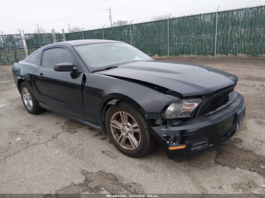 2011 Ford Mustang V6