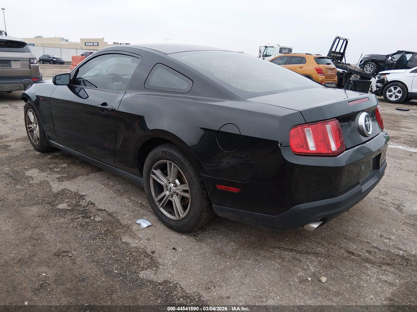 2011 Ford Mustang V6
