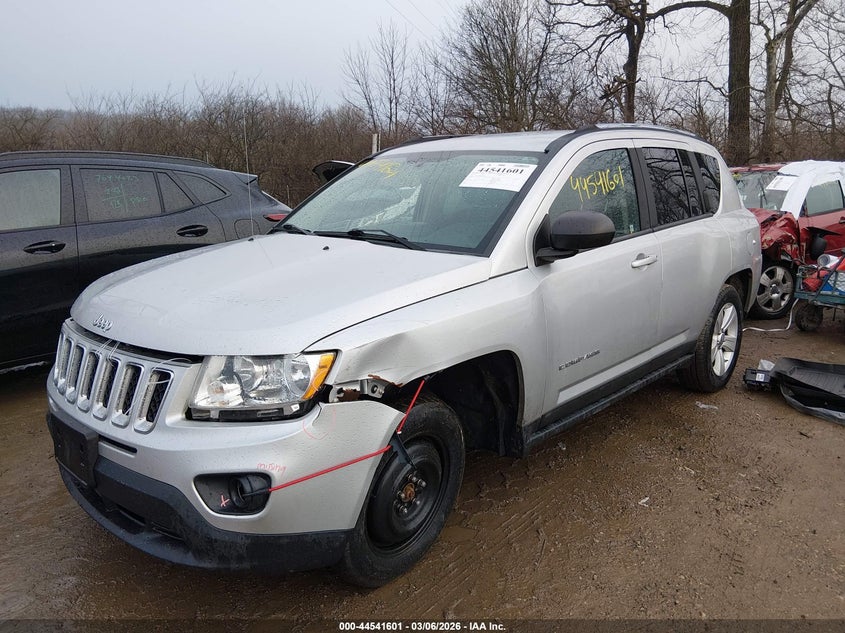 Vin: 1j4nt1fa9bd138564, lot: 45038424, jeep compass 20112