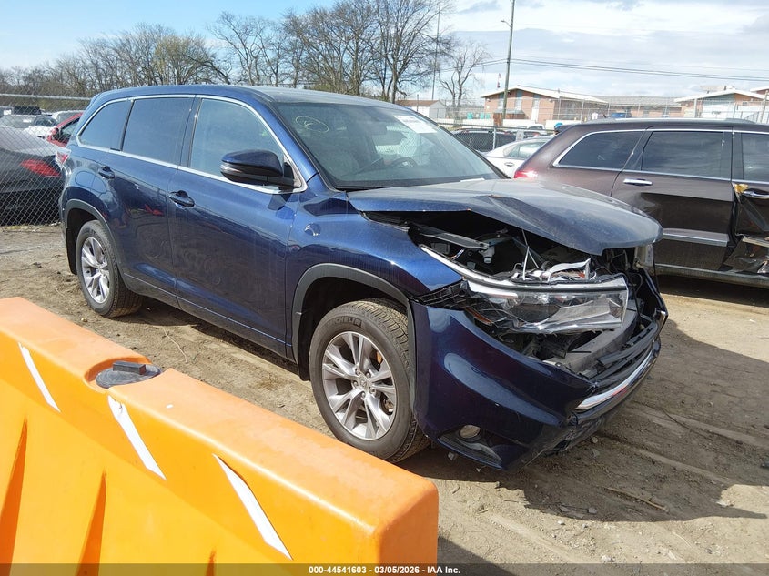 TOYOTA HIGHLANDER LE PLUS V6