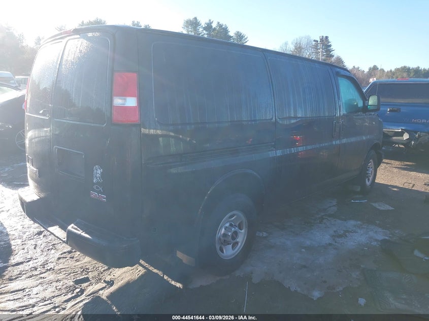 2017 GMC Savana 2500 Work Van