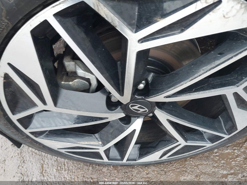 2023 Hyundai Ioniq 6 Limited VIN: KMHM54AC2PA026926 Lot: 44541668