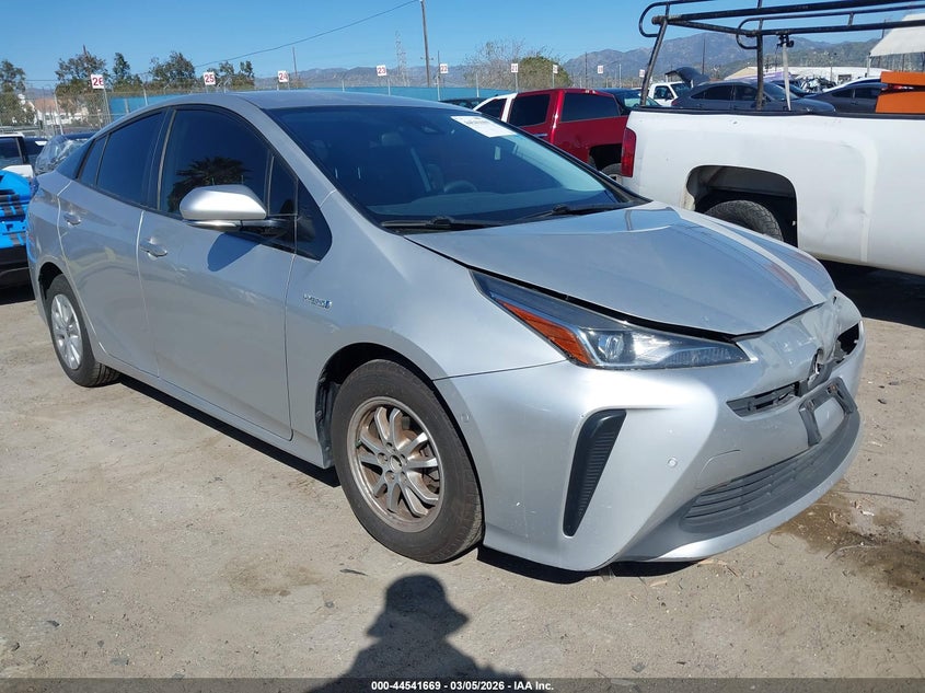 2019 Toyota Prius Le