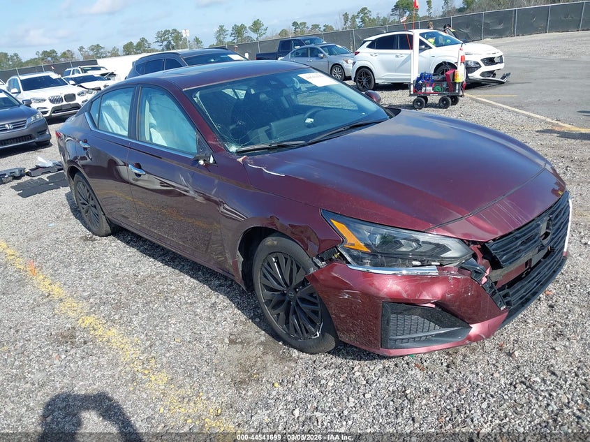 2025 Nissan Altima Sv Fwd