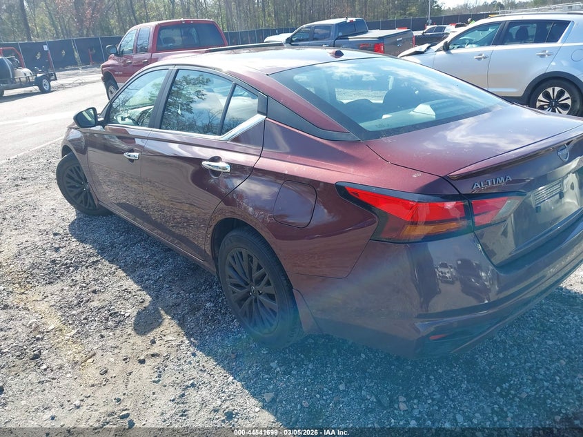 2025 Nissan Altima Sv Fwd