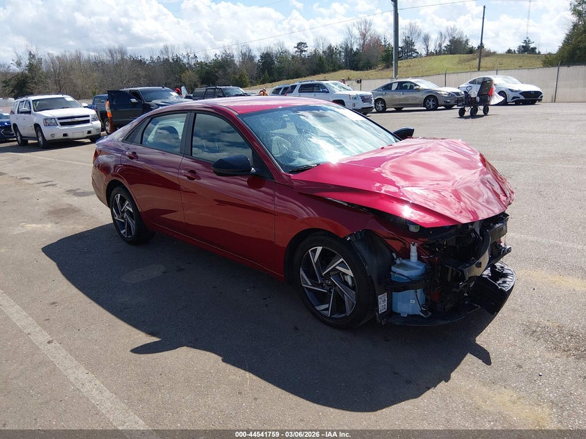 HYUNDAI ELANTRA SEL SPORT 2025