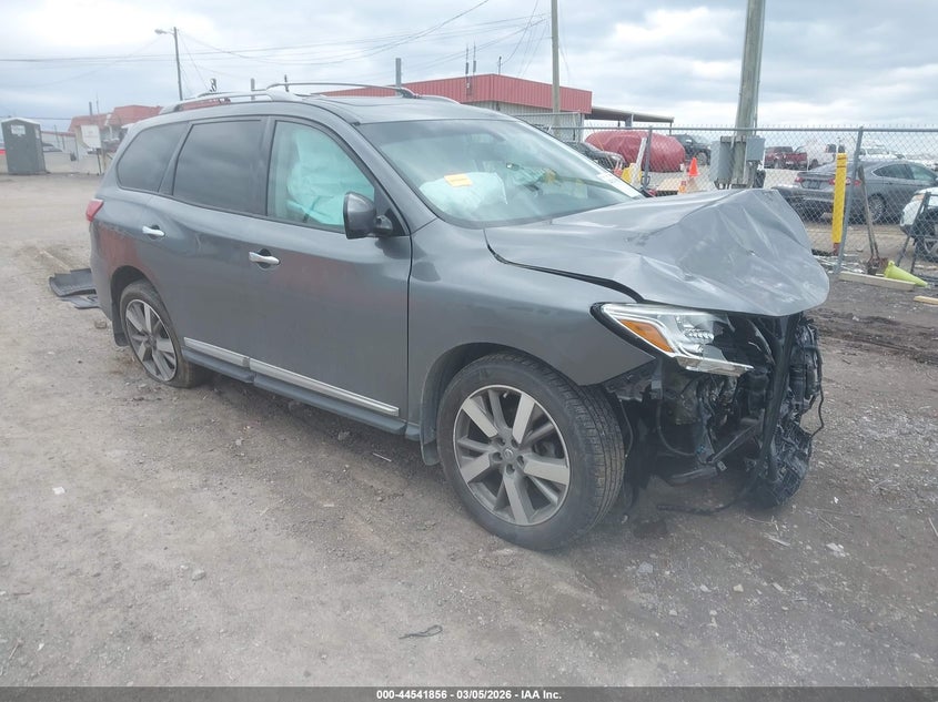 2016 Nissan Pathfinder Platinum