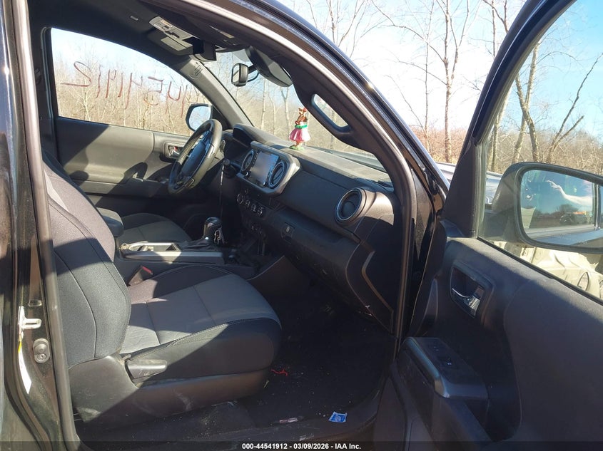 2020 Toyota Tacoma Trd Sport