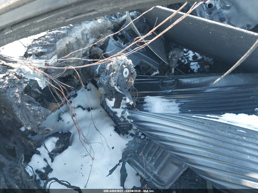 2016 Audi A5 2.0T Premium VIN: WAUM2AFR8GA003320 Lot: 44541931