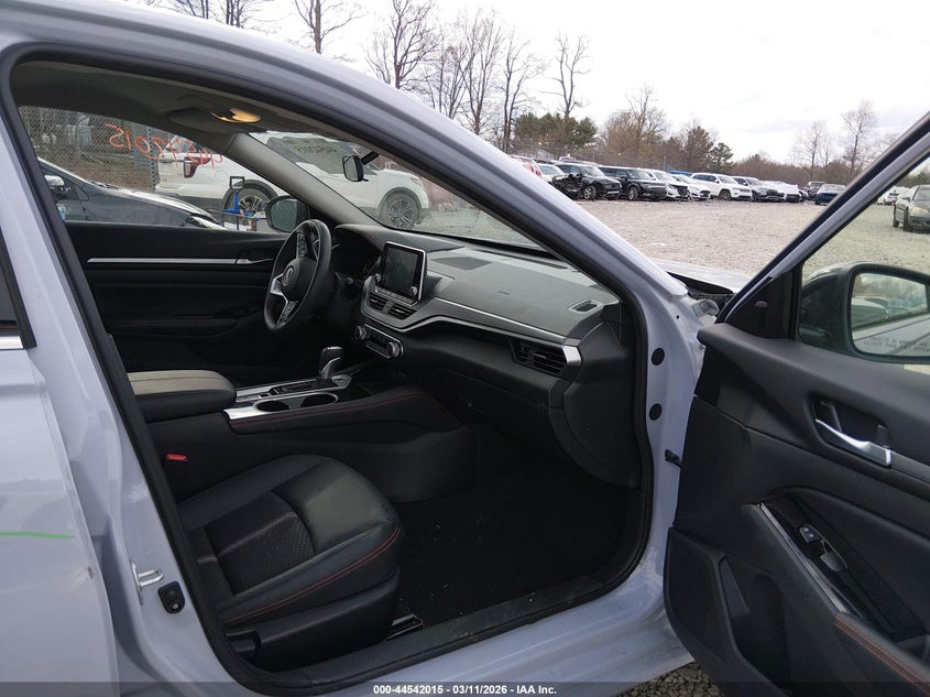 2025 Nissan Altima Sr Awd