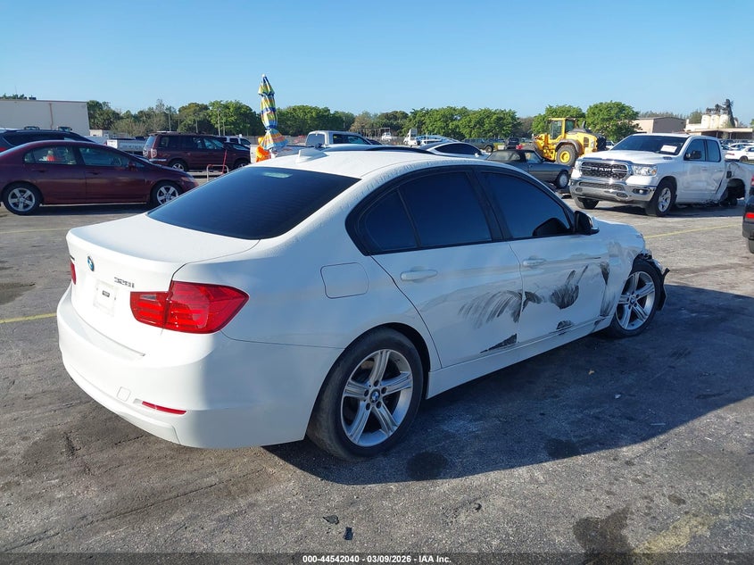 Vin: wba3b5c59ep540373, lot: 45038863, bmw 328i xdrive 20144