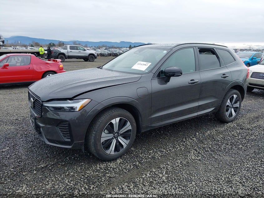 2025 VOLVO XC60 PLUG-IN HYBRID 2.0L I-4 DI, DOHC, V(VIN: YV4H60RJ4S1008030
