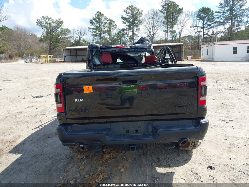 2021 RAM 1500 6.2L V-8 SUPERCHARGE(VIN: 1C6SRFU91MN826687