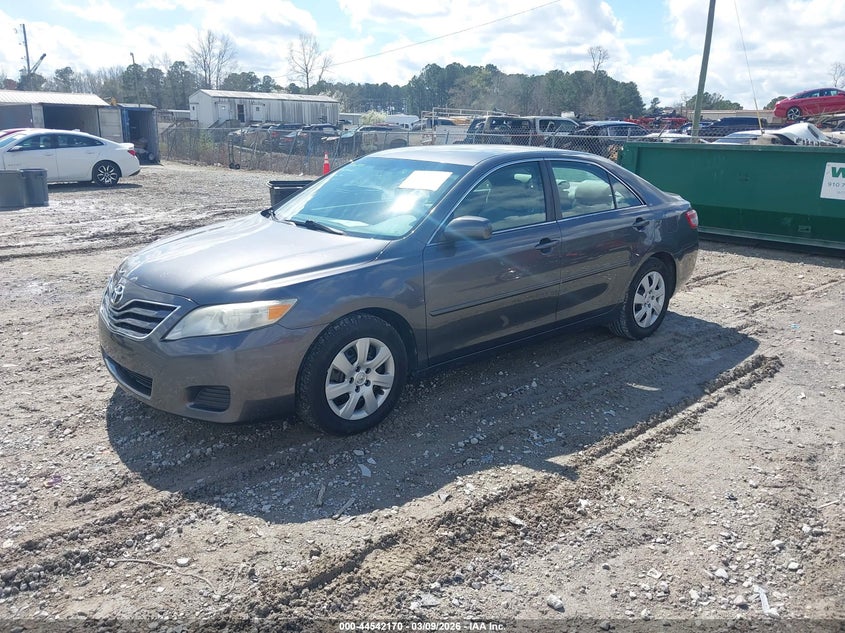 2011 Toyota Camry Le
