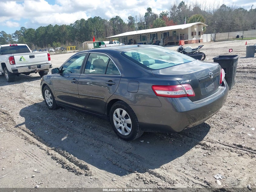 2011 Toyota Camry Le