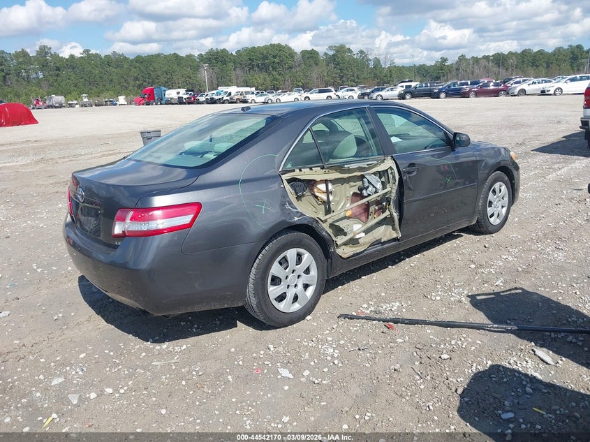 2011 Toyota Camry Le