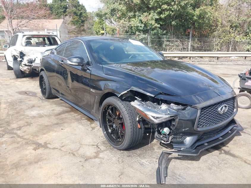 JN1FV7EL5HM700675 INFINITI Q60 Photo 1