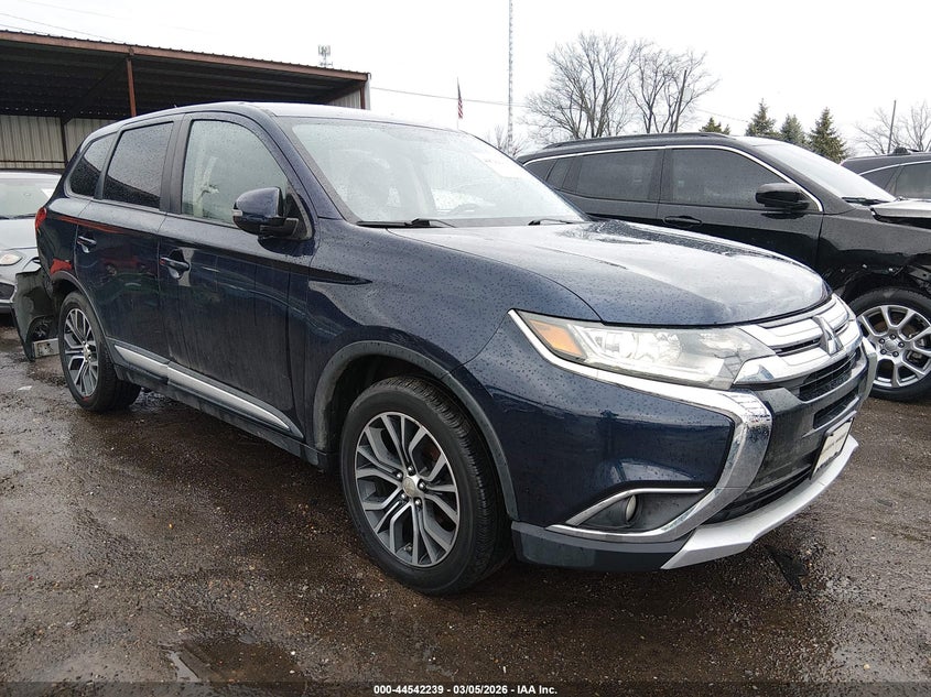 2016 Mitsubishi Outlander Se