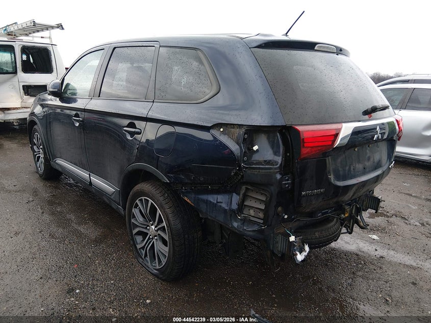 2016 Mitsubishi Outlander Se