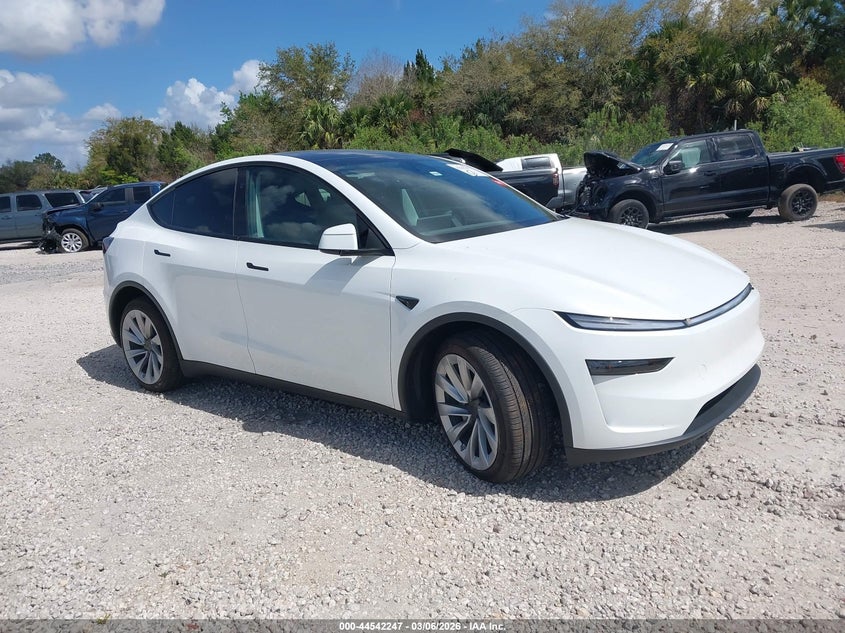 Vin: 7saygdee7ta394614, lot: 45039070, tesla model y all-wheel drive/long range launch series/premium all-wheel drive 2026 img_1