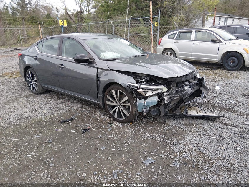 2020 Nissan Altima Sr Fwd