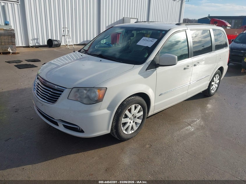 Vin: 2c4rc1bgxdr588564, lot: 45039104, chrysler town & country touring 20132