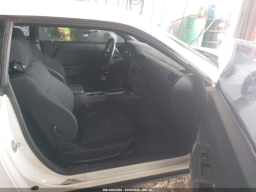 2009 Dodge Challenger Se