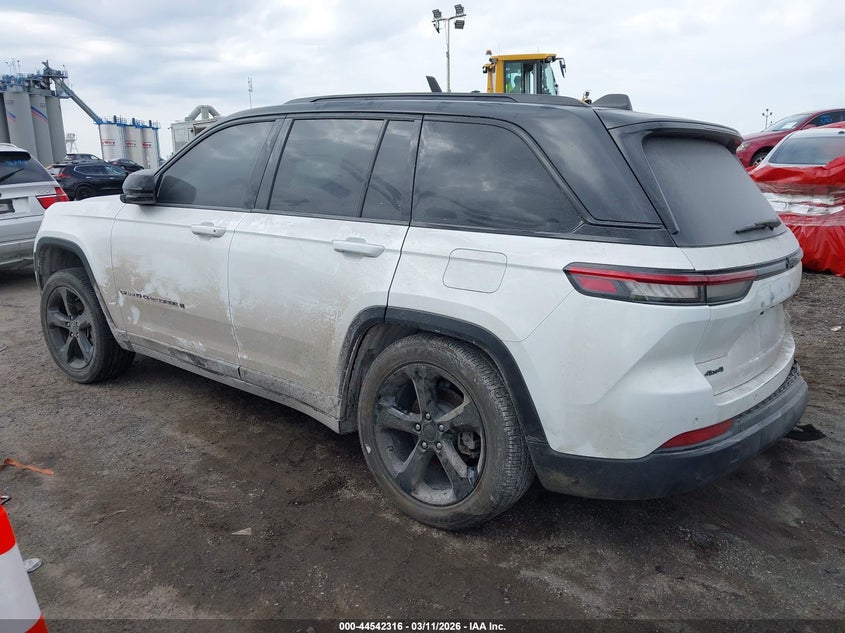 2023 Jeep Grand Cherokee Altitude 4X4
