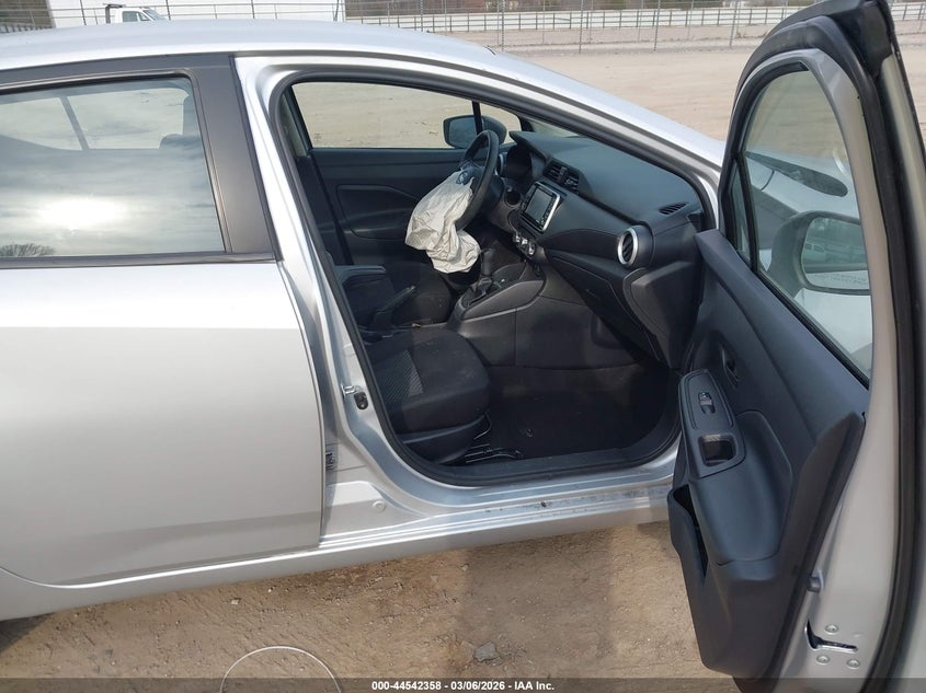 2021 Nissan Versa S 5-Speed Manual Transmission