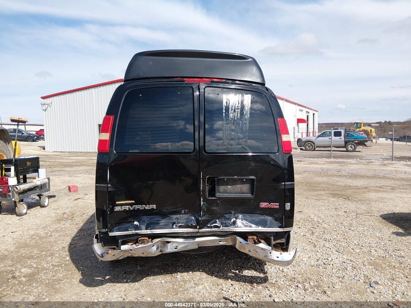 2003 GMC Savana Cutaway Standard/Standard W/C7L/C7N #16