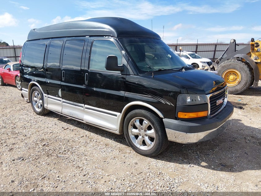 2003 GMC Savana Cutaway Standard/Standard W/C7L/C7N