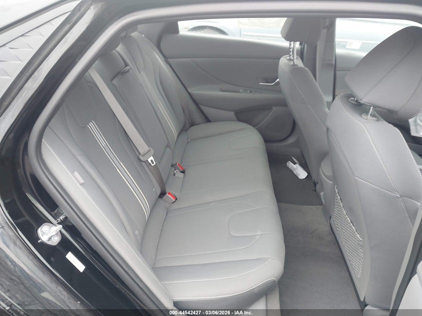 VIN KMHLS4DG7SU939997 2025 HYUNDAI ELANTRA SEL CONVENIENCE